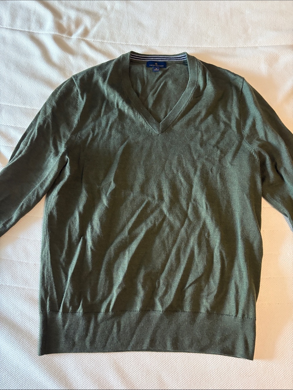 Brooks Brothers Merino Wool V-Neck Men's Sweater - Olive Green